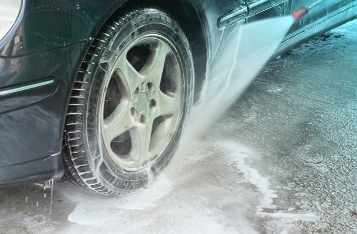 Wheel & Rim Detailing